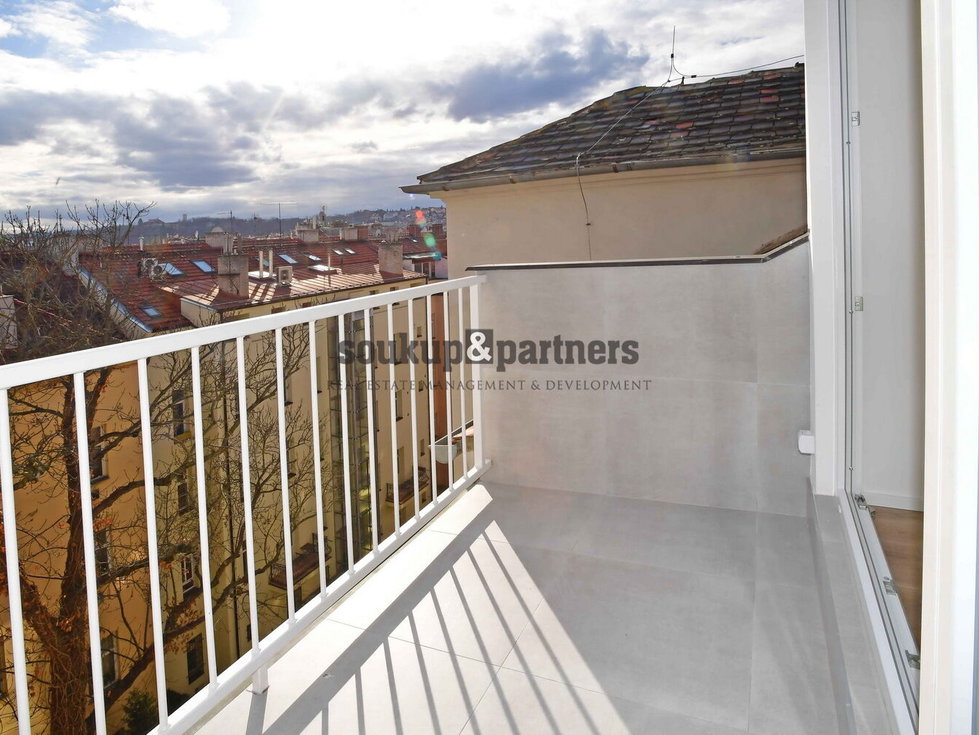 Prodej bytu 4+1 118 m², Praha