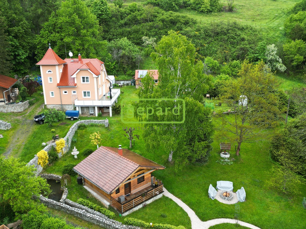 Prodej hotelu, penzionu 231 m², Bečov nad Teplou