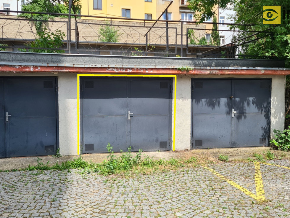 Pronájem garáže 16 m², Praha