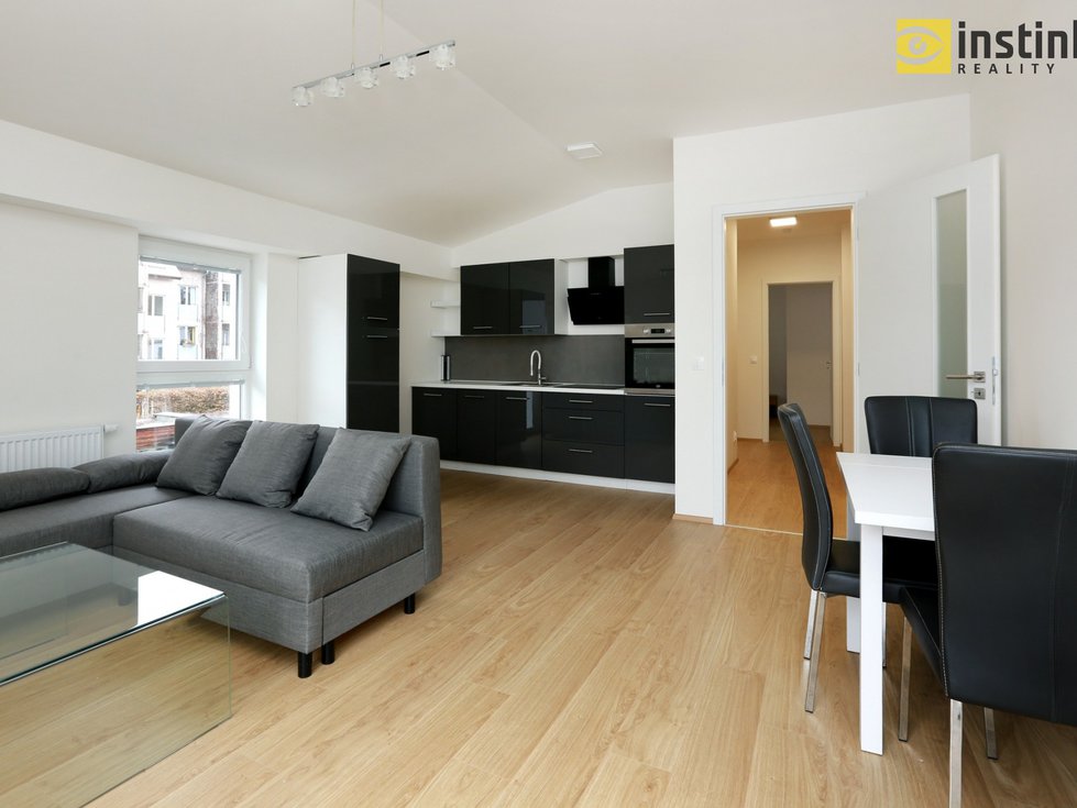 Pronájem bytu 2+kk 65 m², Praha