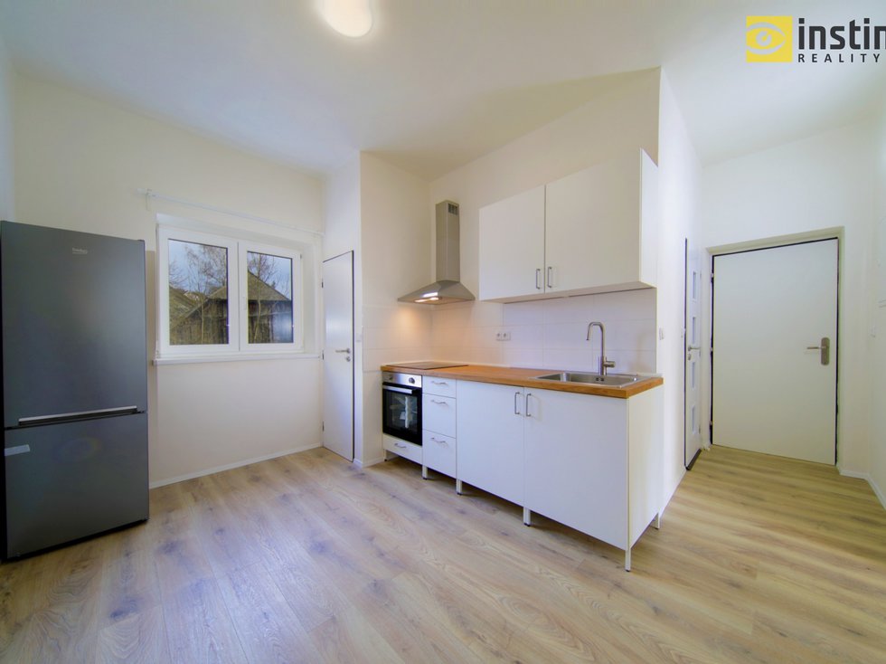 Pronájem bytu 2+1 46 m², Strážov