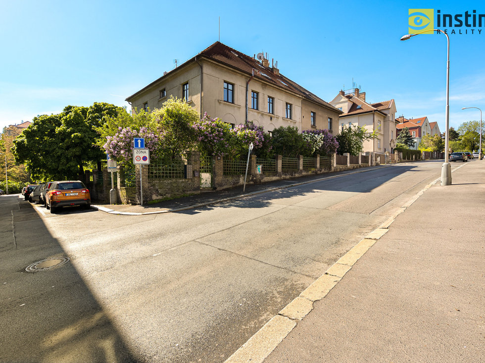 Prodej bytu 1+1 43 m², Praha