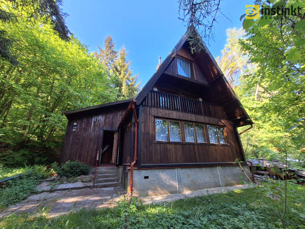 Prodej chaty 110 m², Pňovany