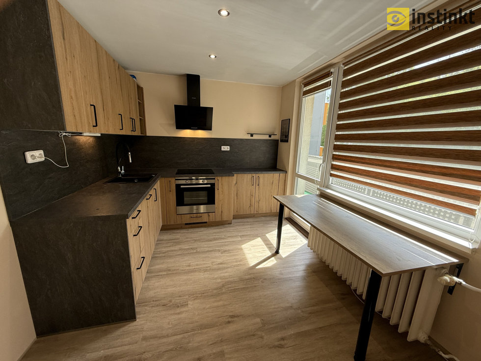 Pronájem bytu 2+1 61 m², Karlovy Vary