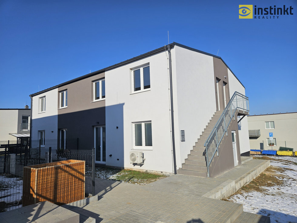Prodej bytu 2+kk 43 m², Vochov