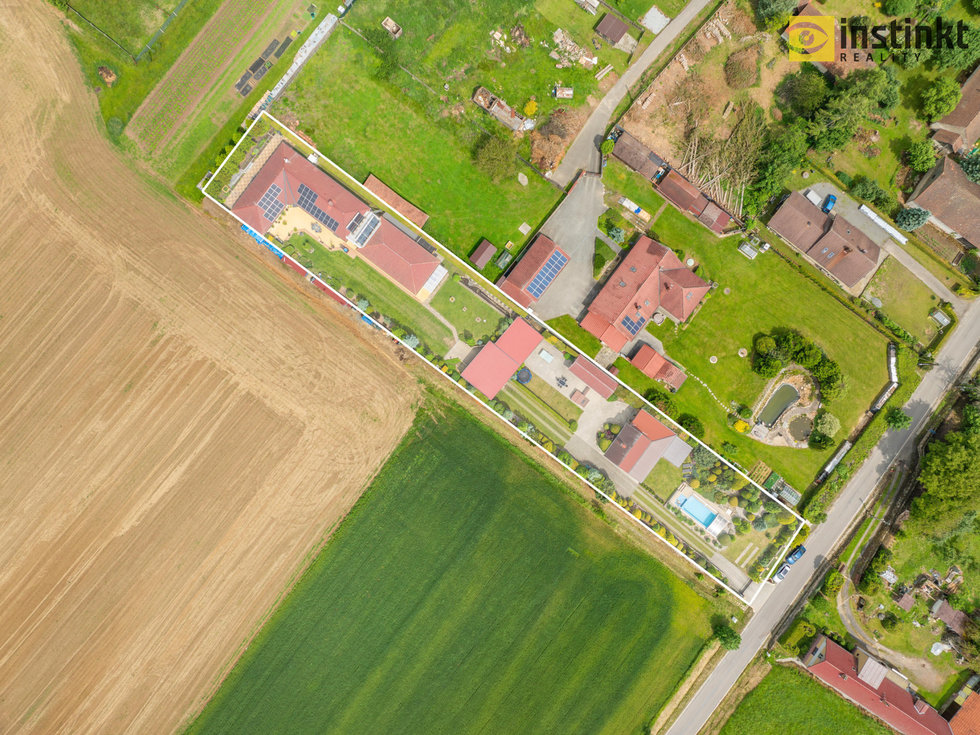 Prodej Ostatních komerčních prostor 455 m², Květov