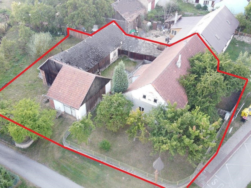 Prodej stavební parcely 1140 m², Budíškovice