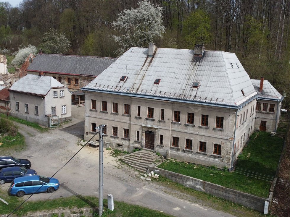 Prodej Ostatních komerčních prostor 1570 m², Mikulášovice