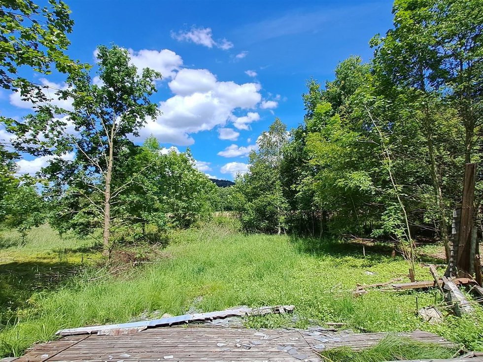 Prodej stavební parcely 5704 m², Jiříkov