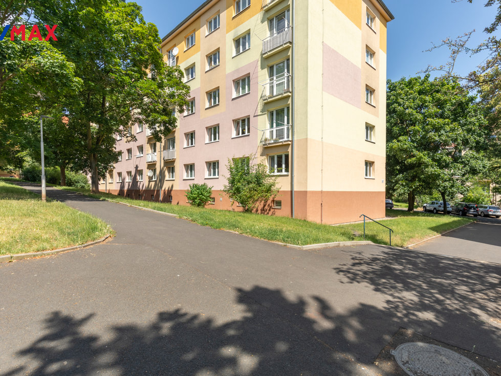 Prodej bytu 1+1 38 m², Most