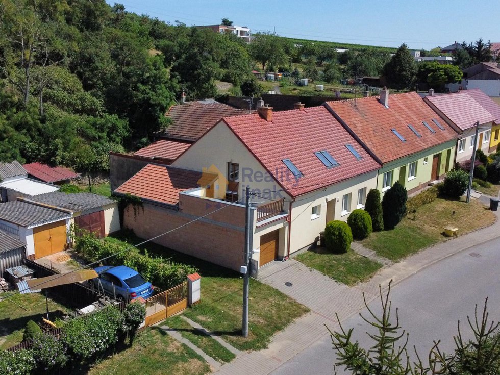 Prodej rodinného domu 202 m², Ořechov