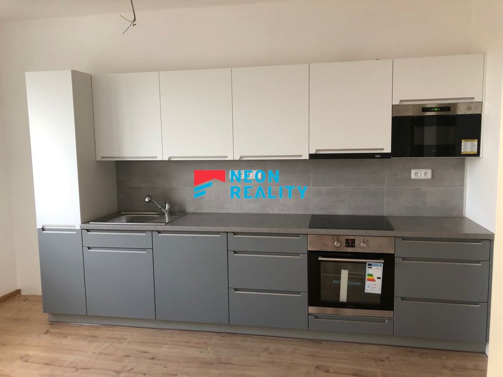 Pronájem bytu 2+1 78 m², Ostrava