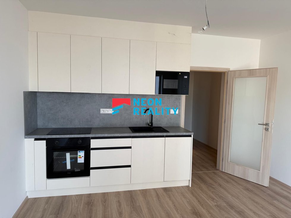 Pronájem bytu 1+kk, garsoniery 35 m², Opava