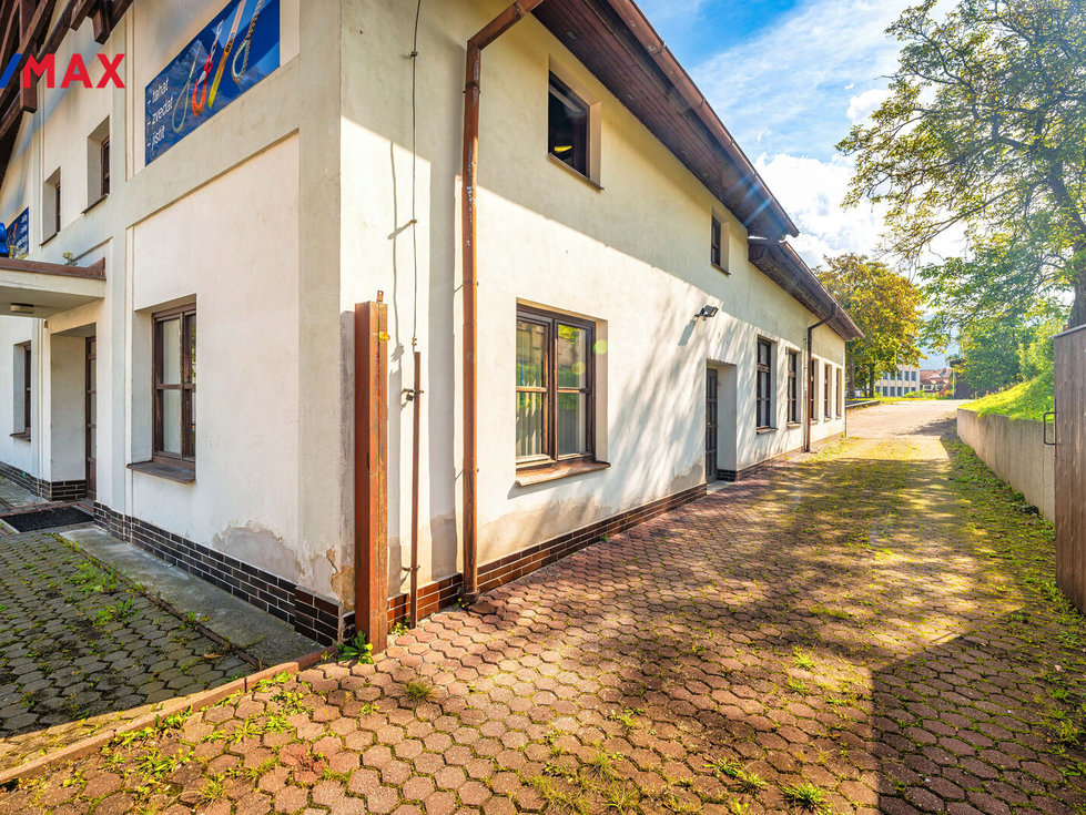 Pronájem výrobního objektu 543 m², Prachatice