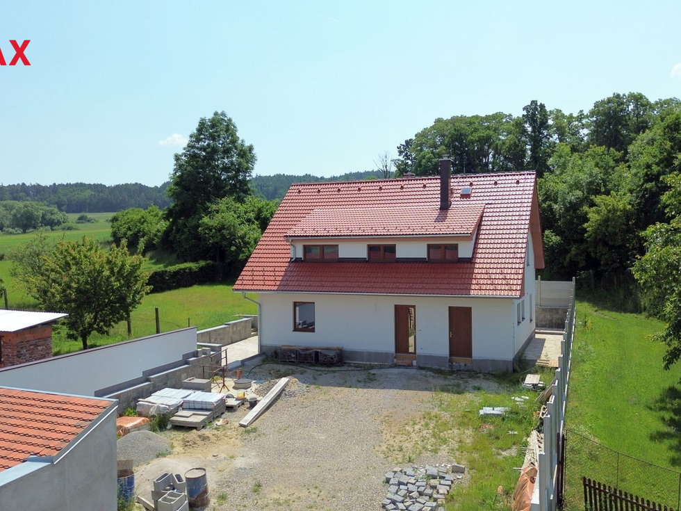 Prodej rodinného domu 173 m², Radošovice