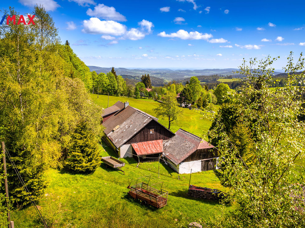 Prodej stavební parcely 54946 m², Stachy