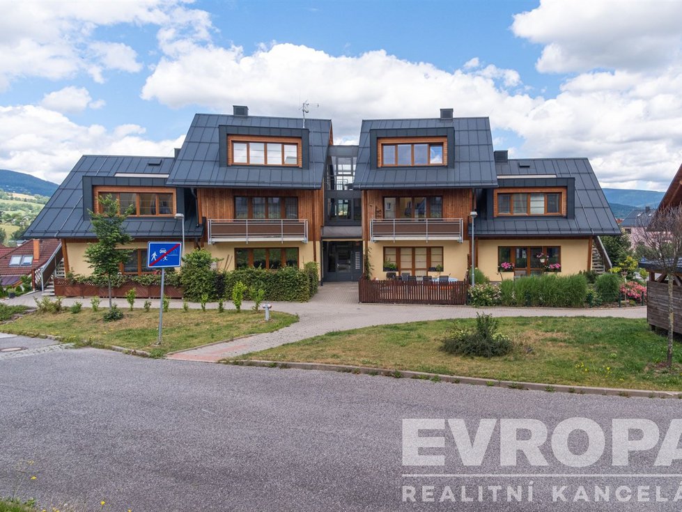 Pronájem bytu 3+kk 68 m², Vrchlabí