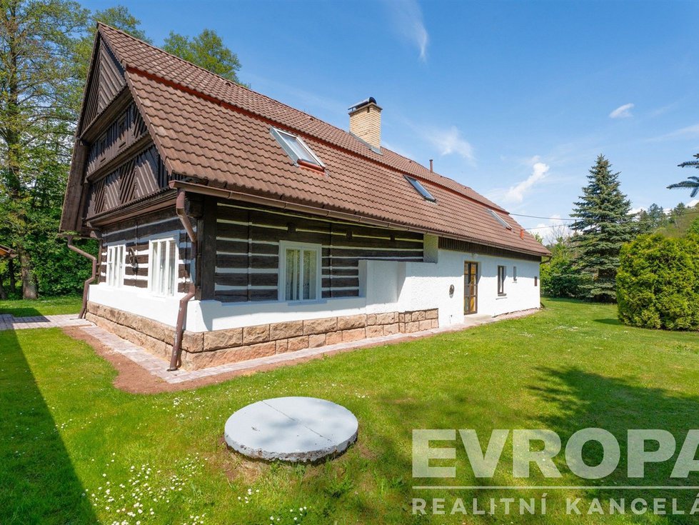 Prodej chalupy 222 m², Bělá