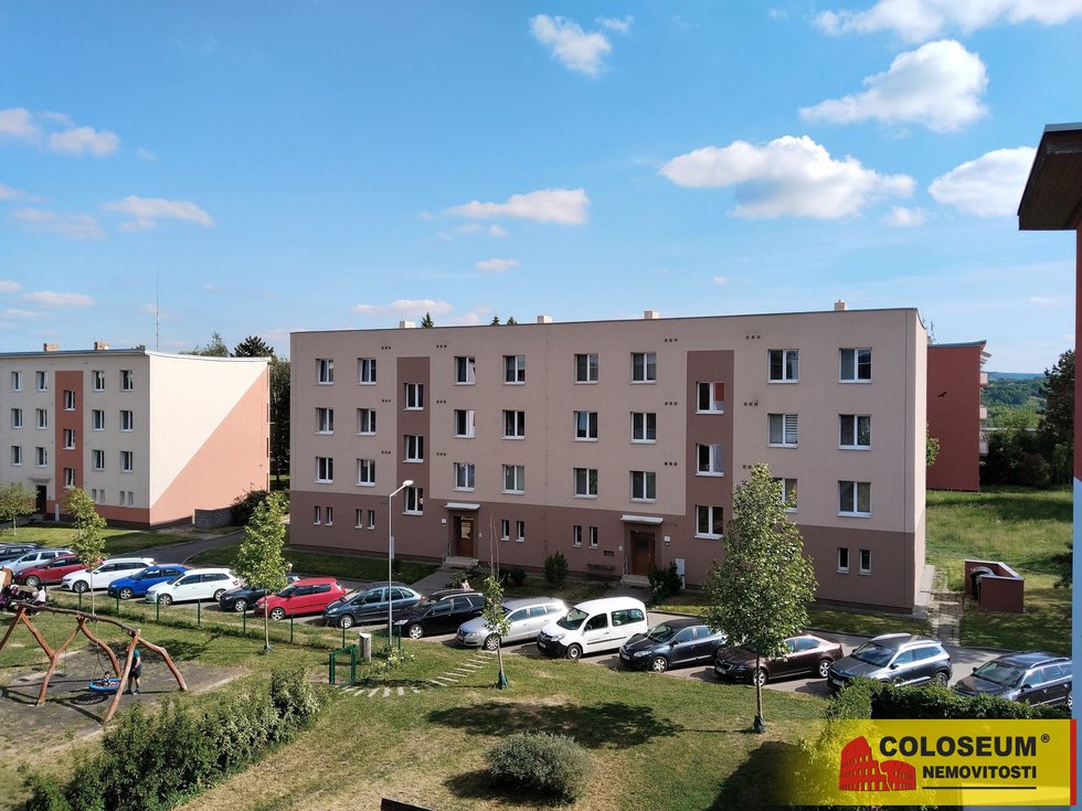 Pohled z balkónu - Ivančice - prodej bytu 2+kk 