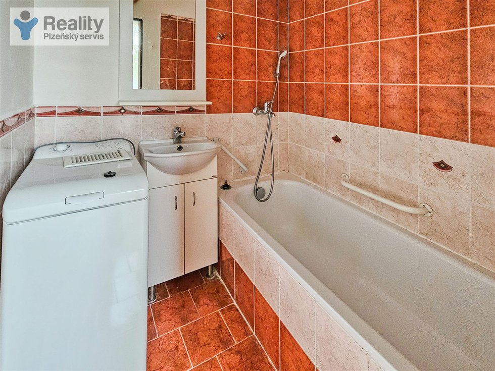 Pronájem bytu 2+1 64 m², Plzeň