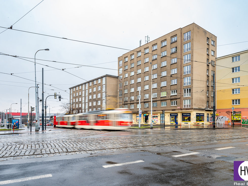 Prodej bytu 4+1 83 m², Praha