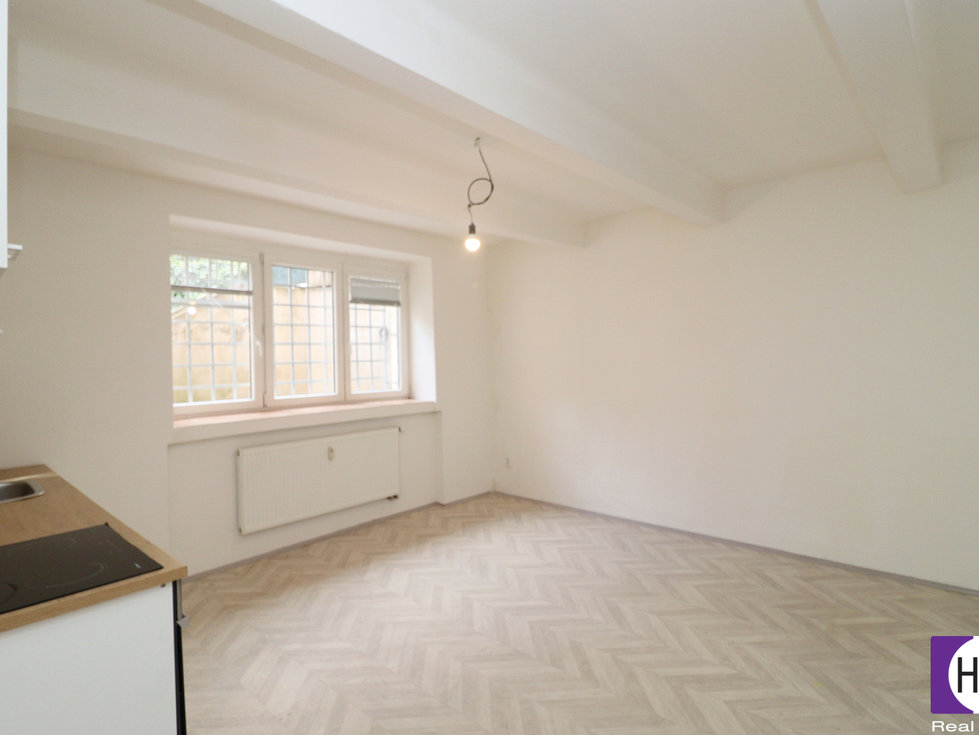 Pronájem bytu 2+kk 62 m², Praha