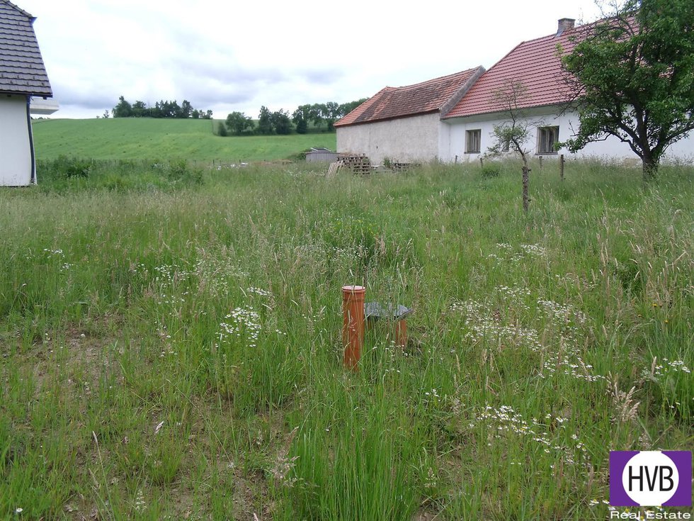 Prodej stavební parcely 1004 m², Nová Ves