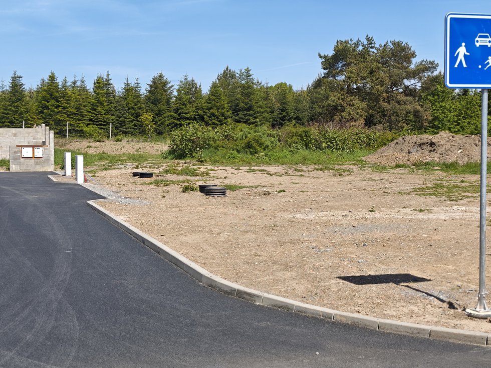 Prodej stavební parcely 1240 m², Chýně