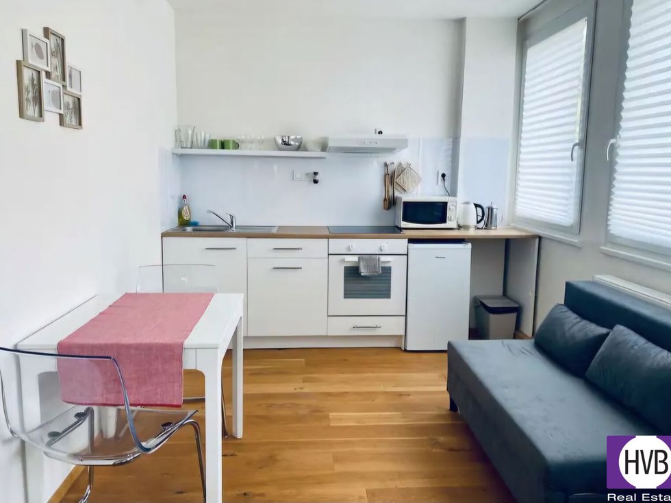 Pronájem bytu 1+kk, garsoniery 23 m², Praha