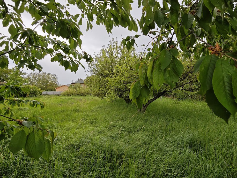 Prodej komerčního pozemku 2398 m², Praha
