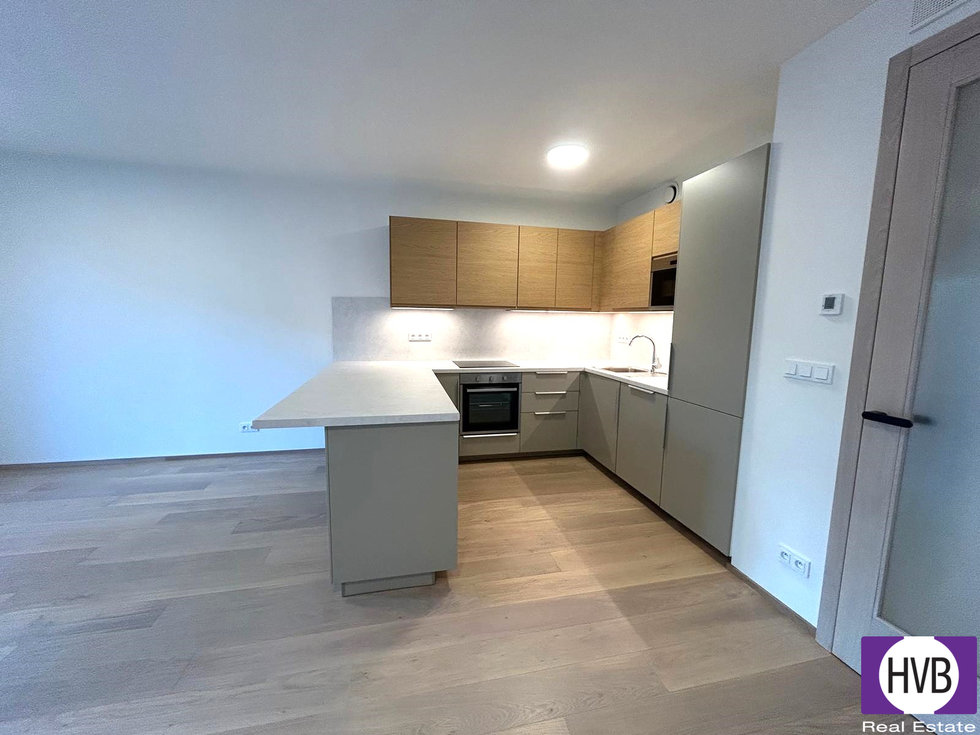 Pronájem bytu 3+kk 94 m², Černošice