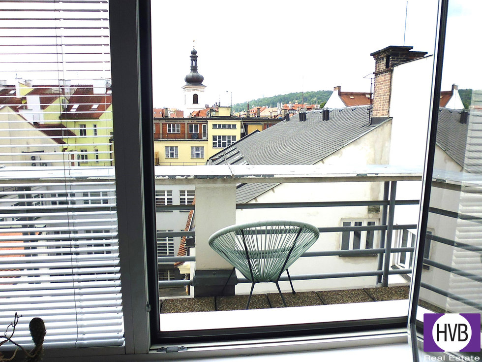 Pronájem kanceláře 170 m², Praha