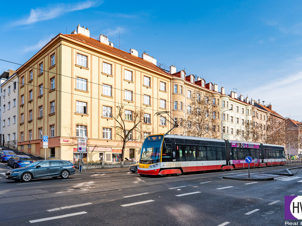 Prodej bytu 1+1 35 m², Praha