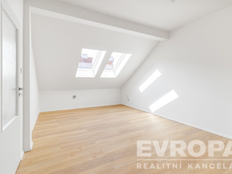 Prodej bytu 2+kk 41 m², Praha