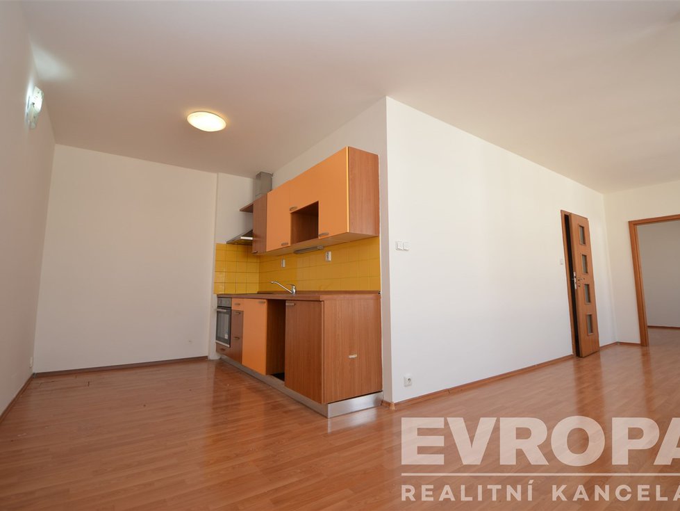 Pronájem bytu 2+kk 61 m², Praha