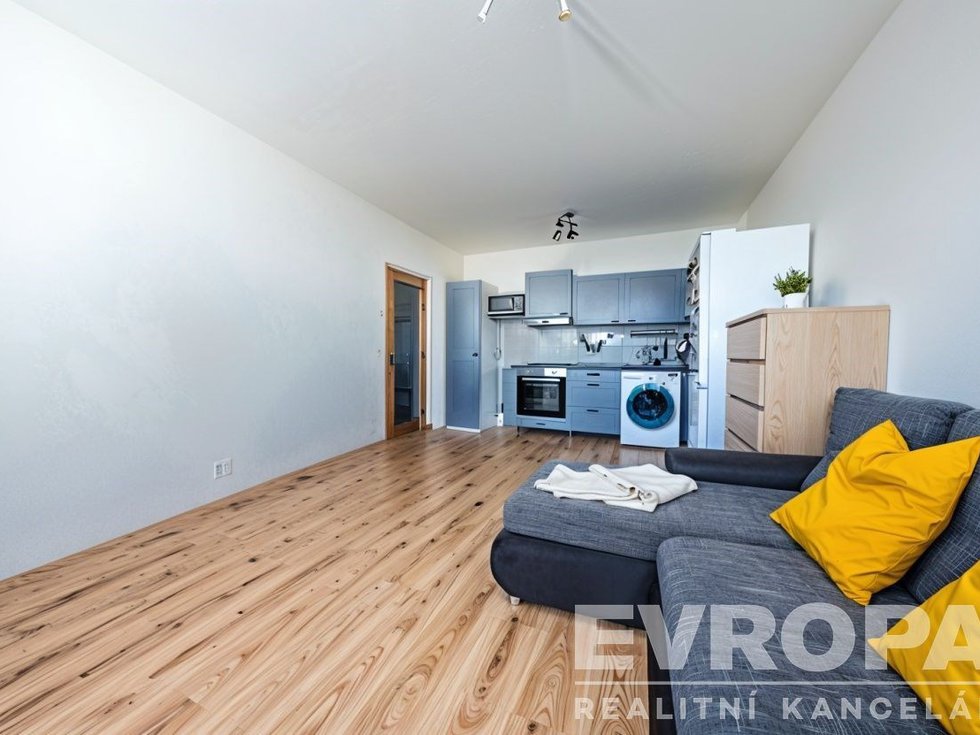 Pronájem bytu 2+kk 37 m², Praha