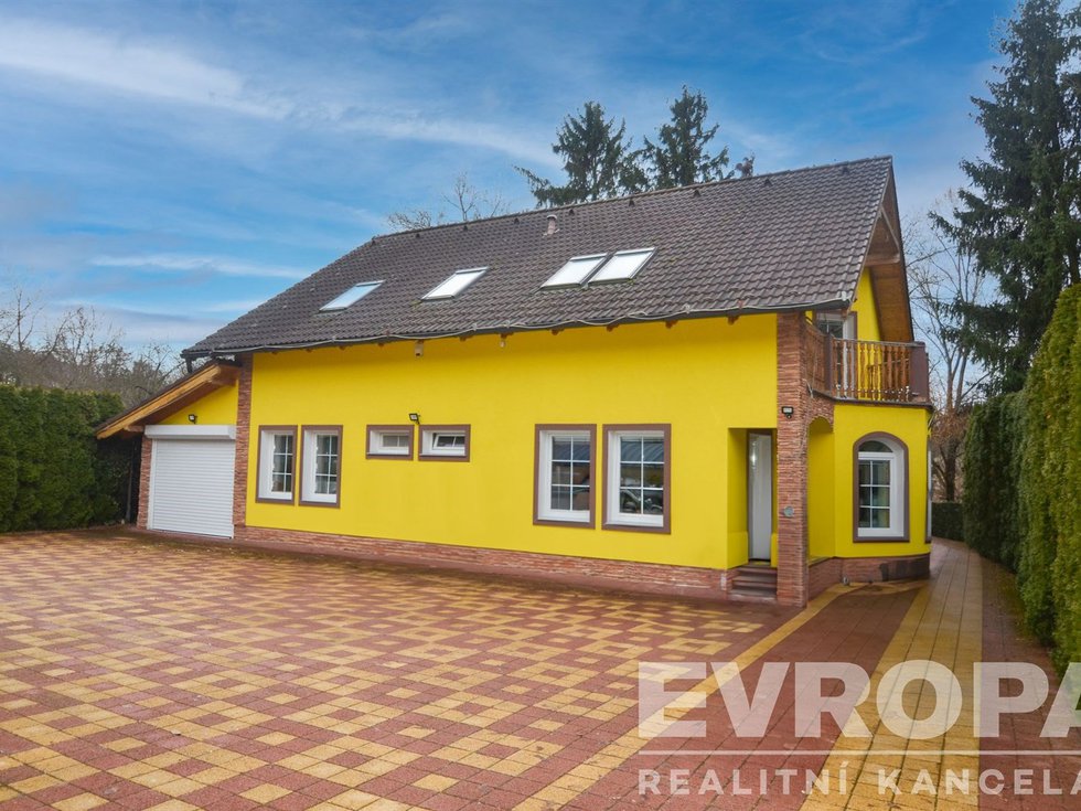 Pronájem bytu 3+kk 80 m², Říčany