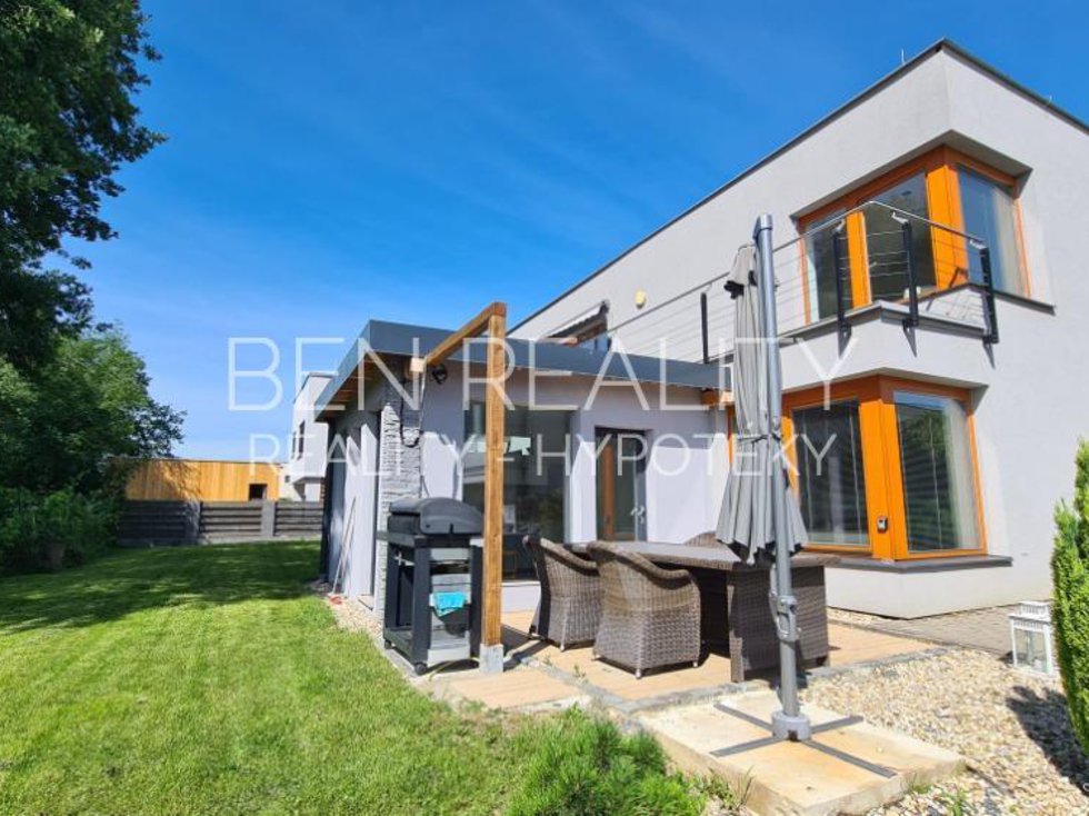 Pronájem bytu 2+kk 70 m², Zlín