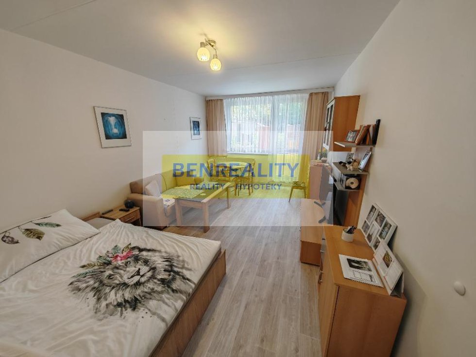 Prodej bytu 1+kk, garsoniery 31 m², Zlín