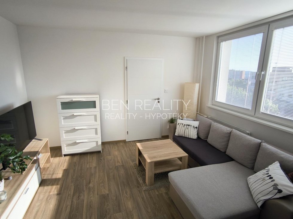 Prodej bytu 2+1 45 m², Zlín