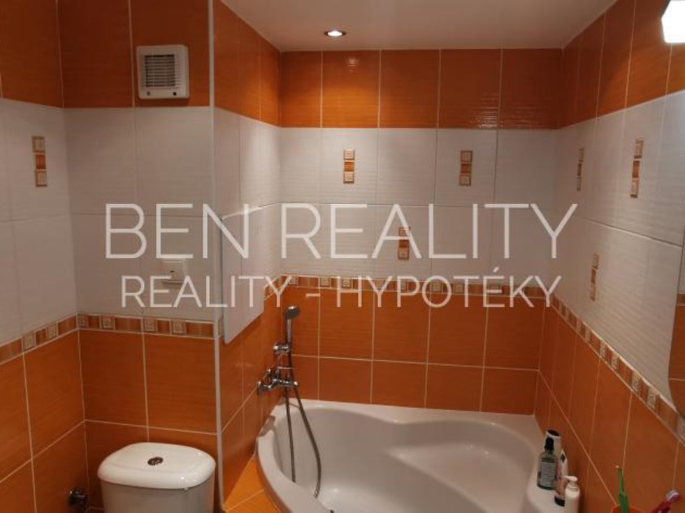 Pronájem bytu 1+1 31 m², Zlín
