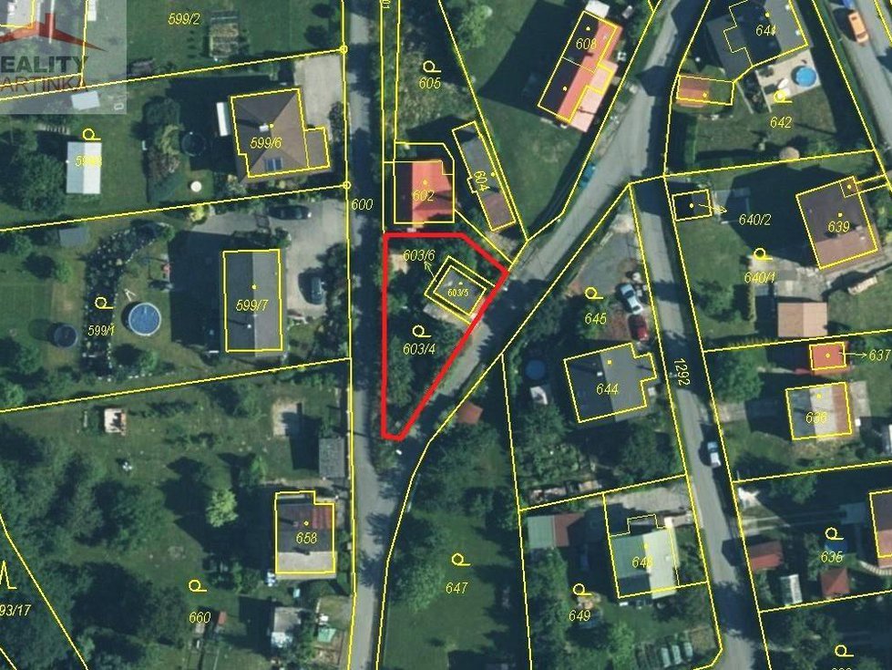 Prodej stavební parcely 350 m², Valašské Meziříčí