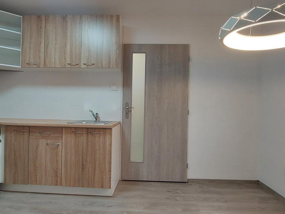 Pronájem bytu 2+1 65 m², Valašské Meziříčí