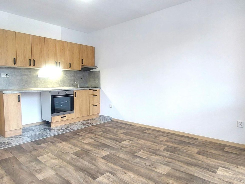 Pronájem bytu 1+kk, garsoniery 19 m², Valašské Meziříčí