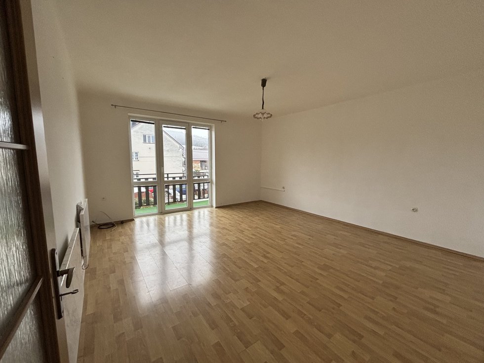 Prodej bytu 3+1 75 m², Běšiny