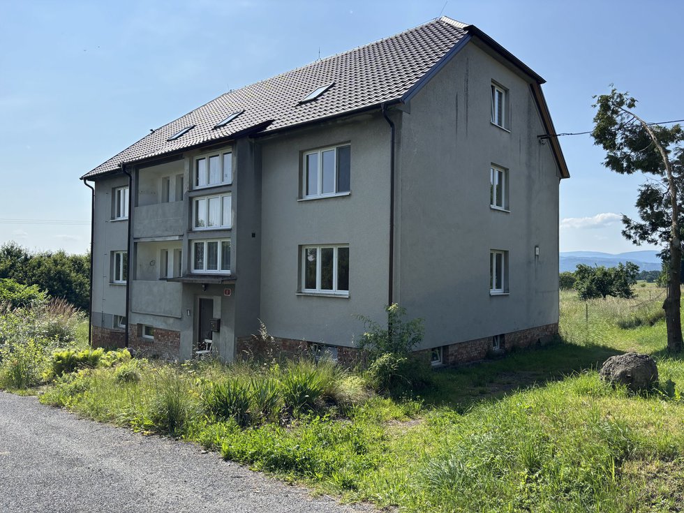 Prodej činžovního domu 308 m², Dlažov