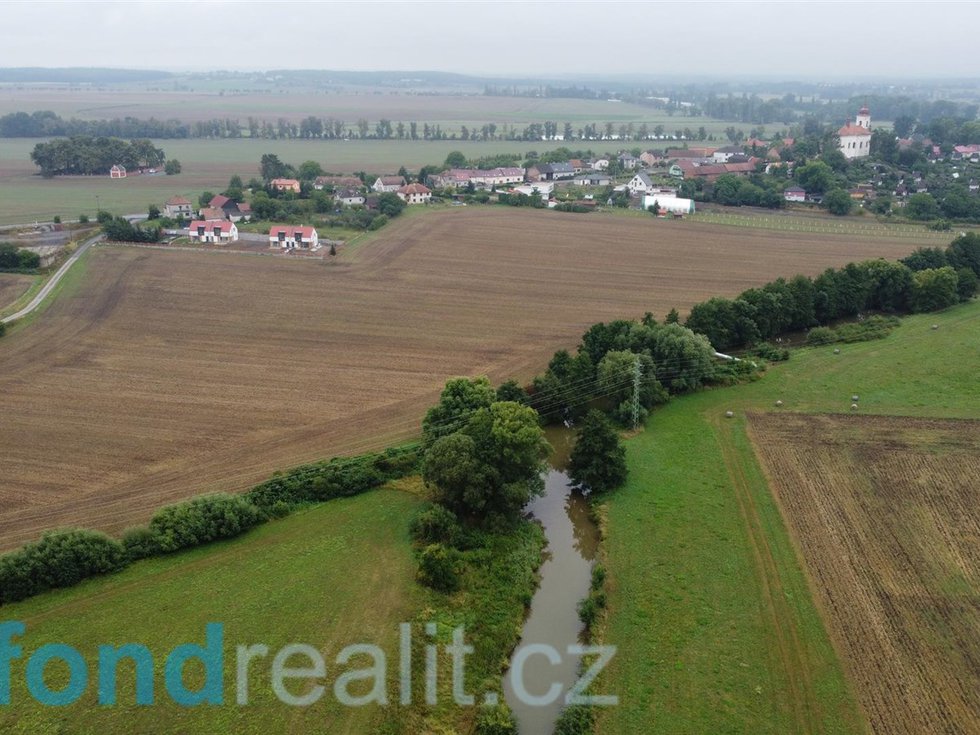 Prodej zemědělské půdy 4543 m², Nový Bydžov