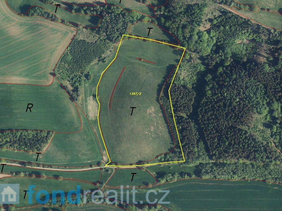 Prodej zemědělské půdy 93250 m², Dolní Dobrouč