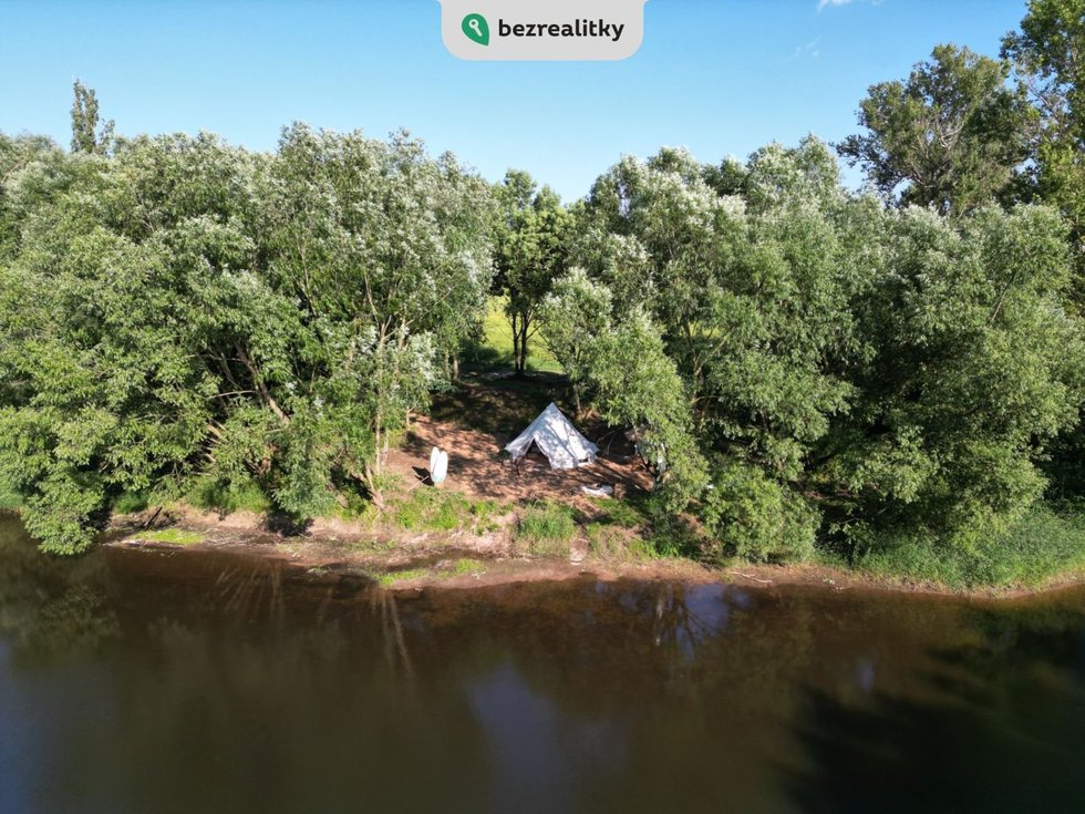 1745779133-owmzsaizby-dji-0202