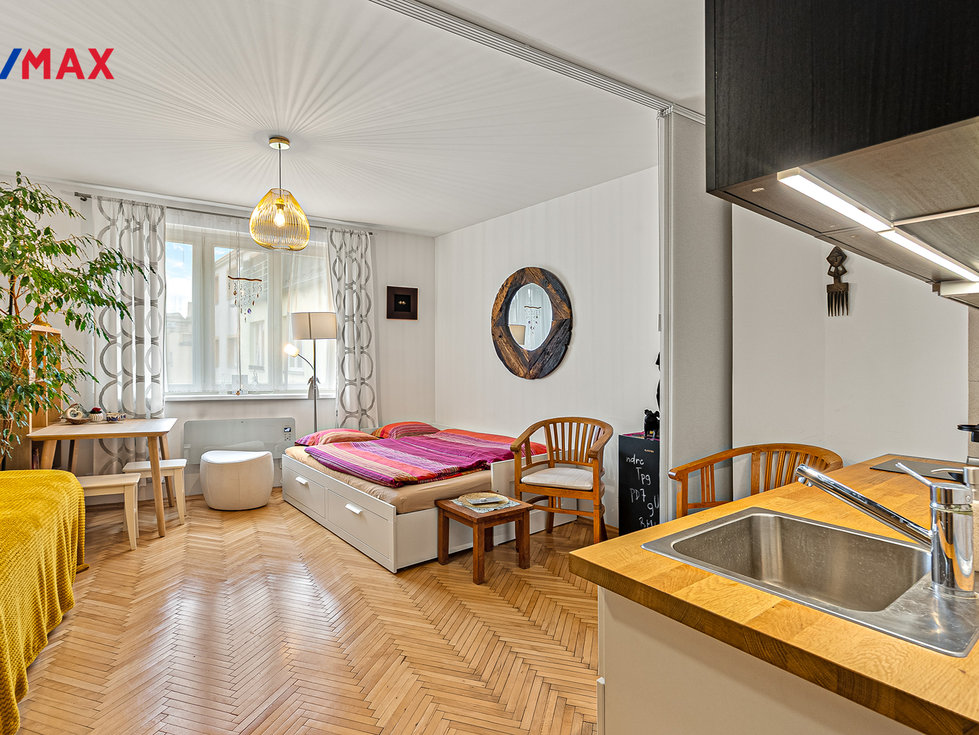 Pronájem bytu 1+kk, garsoniery 27 m², Praha